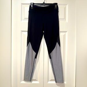 Alala black and grey Leggings. Size S. EUC